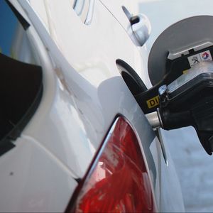 Od ponoći jeftinije gorivo