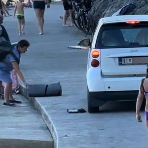 "Za rubriku vjerovali ili ne": Došao autom na plažu i ostavio kupače u nevjerici