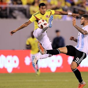 Jeison Murillo protiv Maura IIcardija (Foto: AFP)
