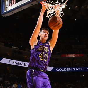 Ivica Zubac zakucava (Foto: AFP)