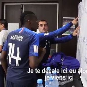 Griezmann objašnjava Matuidiju (Screenshot)
