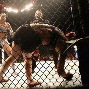 Amanda Nunes protiv Cyborg (Foto: AFP)