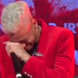 Neymar plače na proslavi rođendana (Screenshot)