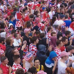 Navijači okupljeni na zagrebačkom Trgu bana Josipa Jelačića (Foto: Dnevnik.hr)