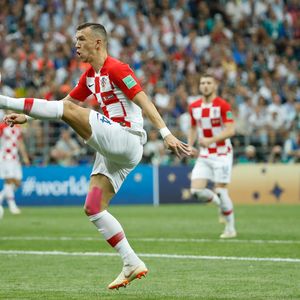 Ivan Perišić protiv Francuske (Foto: AFP)