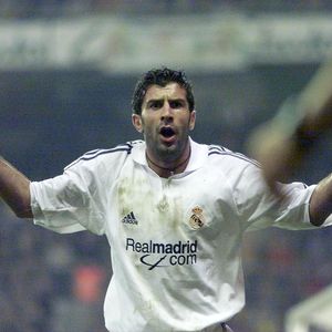 Luis Figo u dresu Reala (Foto: AFP)