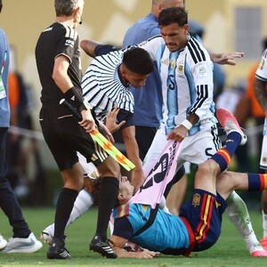 Paredes istukao Gavija nakon finala