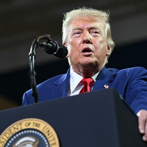 Trump potpisao naredbe o ograničavanju američkog državljanstva po rođenju