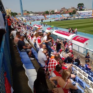 Hrvatski navijači na Gradskom vrtu (GOL.hr)