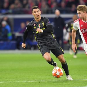 Cristiano Ronaldo i Matthijs de Ligt (Foto: AFP)