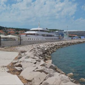 Iz Postira u Split uskoro katamaranom