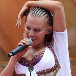 Tko je Elyanna?