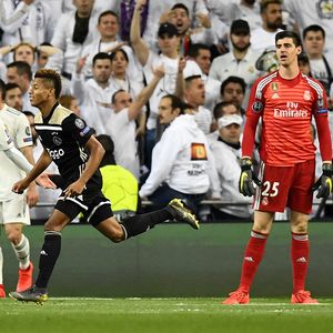David Neres, Luka Modrić i Thibaut Courtois (Foto: AFP)