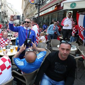 Hrvatski navijači u Budimpešti (Foto: Čitatelj)