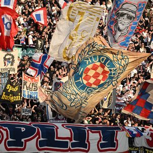 FOTO Torcida podigla poruku o Oluji, a onda se Poljudom prolomio "Za dom spremni"