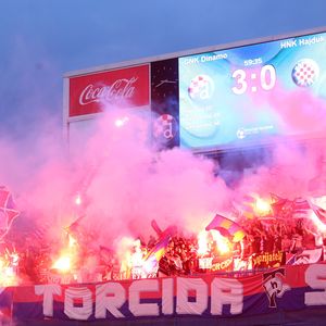 Torcida na Maksimiru (Foto: Luka Stanzl/PIXSELL