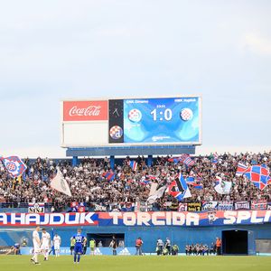 Torcida na Maksimiru (Foto: Luka Stanzl/PIXSELL