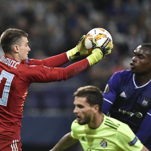 Dominik Livaković i Landry Dimata (Foto: AFP)