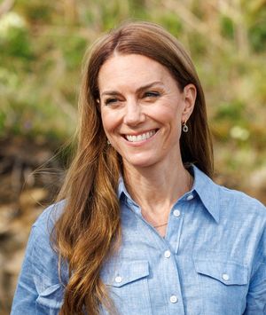 Catherine Middleton u skinny trapericama i gležnjačama See by Chloe - 6