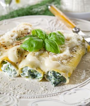 Kaneloni sa špinatom