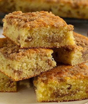 Jednostavan kolač s cimetom