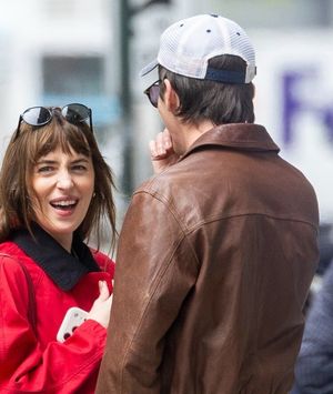 Dakota Johnson i Role Model su u ljubavnoj vezi