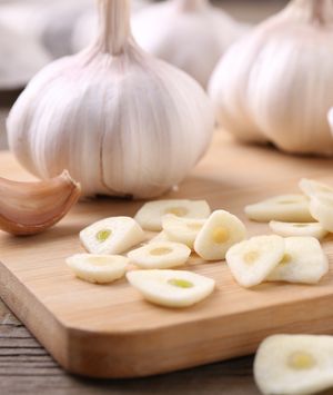 Češnjak je supermanirinica koja sadrži za zdravlje korisne spojeve