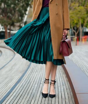 Suknje A-kroja sjajan su posao za posao i izlaske