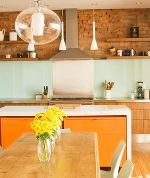 U trendu su kuhinje koje izgledaju toplo i obiteljski