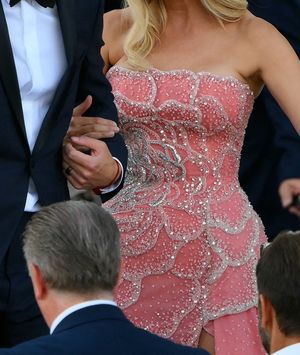 Ivanka Trump nosila je svjetlucavu ružičastu haljinu