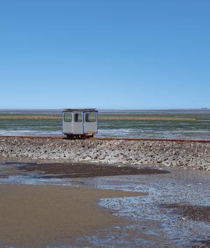 Uskotračna željeznička pruga vodi do otoka Nordstrandischmoor - 3