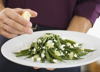 Mahune s metvicom i feta sirom