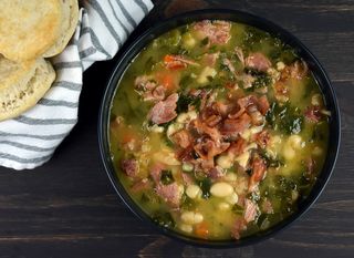 Zeleno varivo s dimljenom šunkom