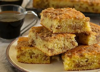 Jednostavan kolač s cimetom