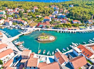 Vrboska - 2