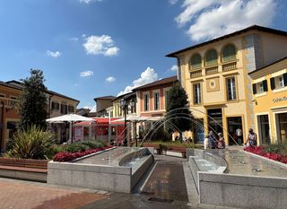 Serravalle Designer Outlet - 1