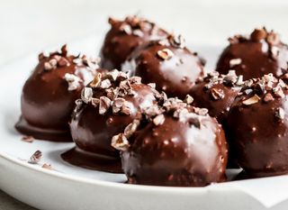 Čokoladne kuglice s orasima