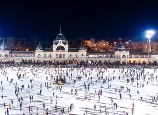 Klizalište City Park Ice Rink u Budimpešti