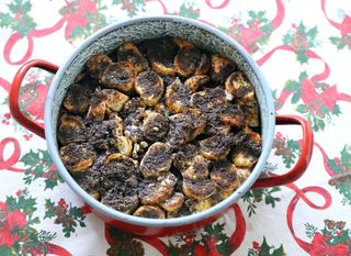 Puding od kruha i maka makoš guba