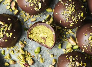 Dubai kuglice od čokolade, pistacija i kadaifa