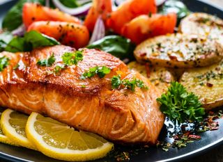 Losos je sjajan prirodni izvor vitamina D