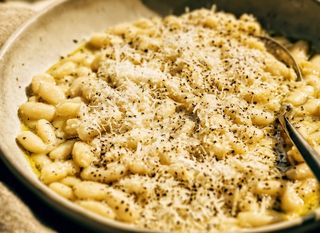 Bijeli grah cacio e pepe