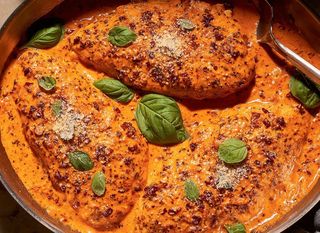 Pileća prsa u kremastom umaku