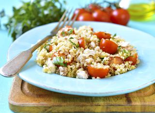 Salata od piletine i kvinoje