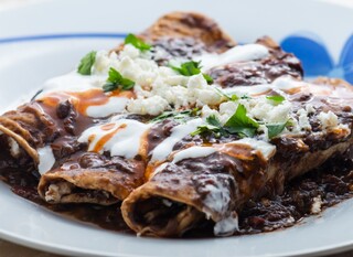 Enfrijoladas