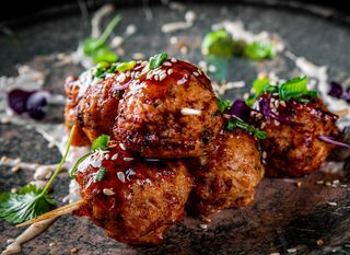 Pileće okruglice s đumbirom i mentom