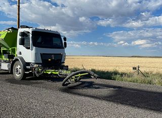 Kamion za krpanje rupa na cesti P5, tvrtke Cimline - 3