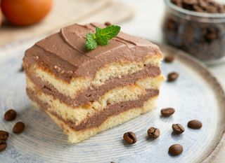 Finu kremu za kolače možete napraviti od svega pet sastojka