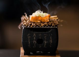 Ražnjići od lososa u spicy hoisin umaku