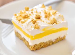 Lemon Lush kolač od limuna